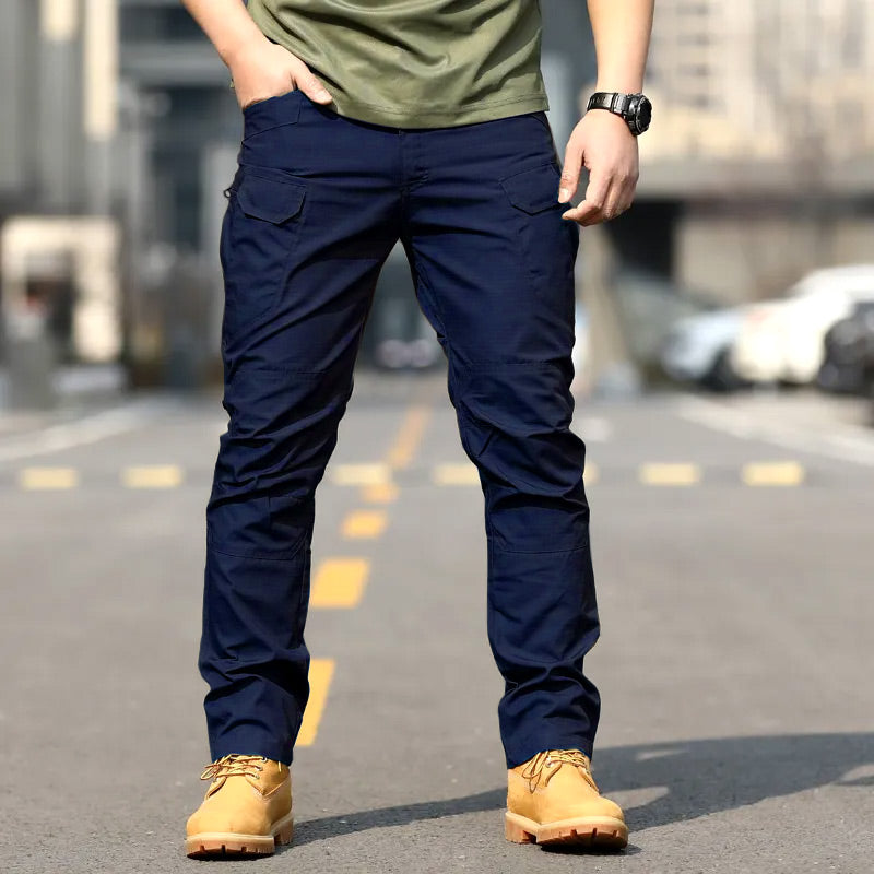 TacticalGuard™ - Pantalones impermeables tácticos