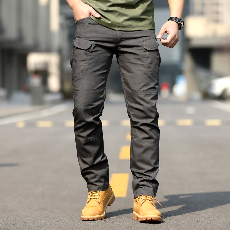 TacticalGuard™ - Pantalones impermeables tácticos