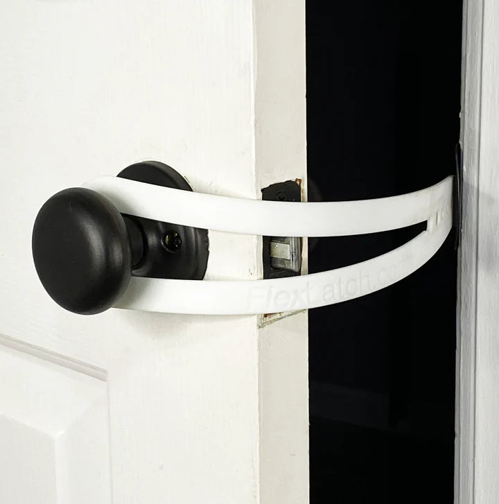 STRIPFLEX™ - SOPORTE DE PUERTA PARA GATOS