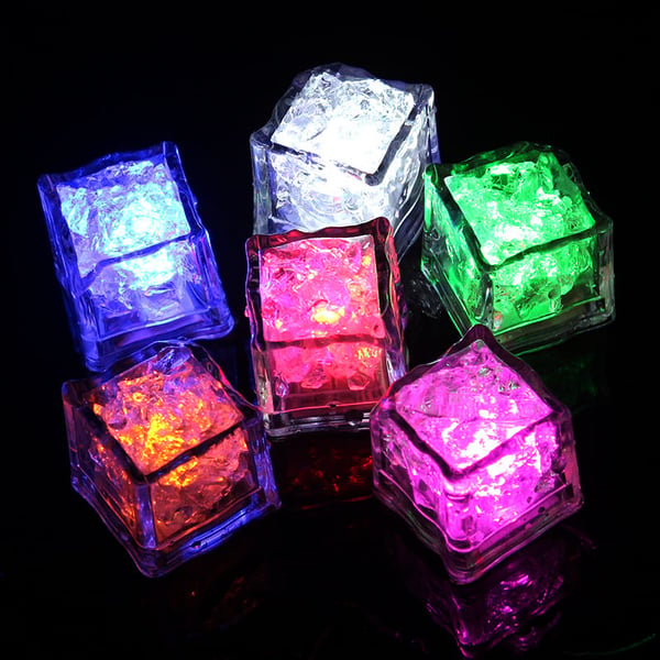 BabyIceLED™ - Juguete para el baño en forma de cubitos de hielo LED